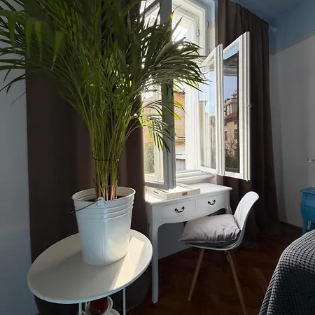 With Spacious Terrace Floramy Apartmán *