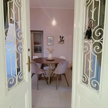 With Spacious Terrace Floramy Apartamento Opatija
